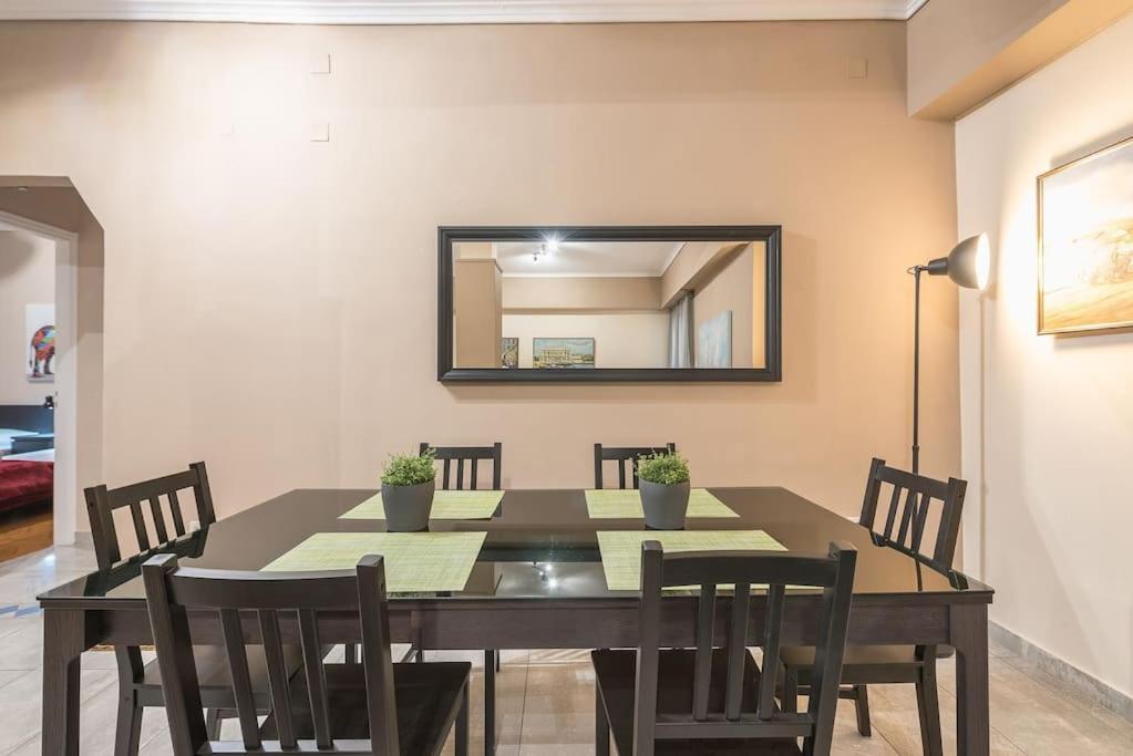 Pegasus Apartment Pireus Eksteriør bilde