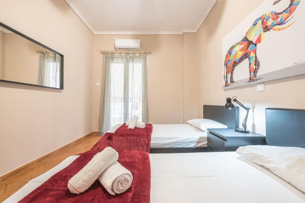 Pegasus Apartment Pireus Eksteriør bilde